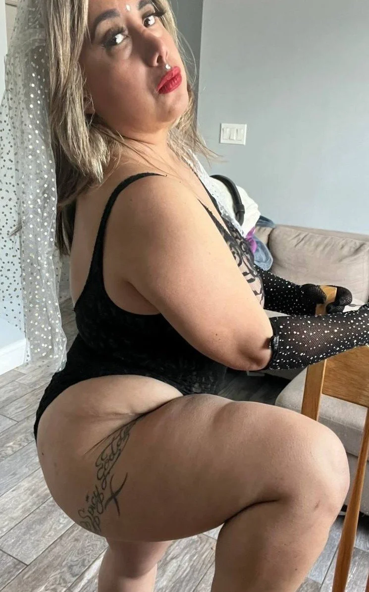 Nadia Gerwell Sexy Milf image 47