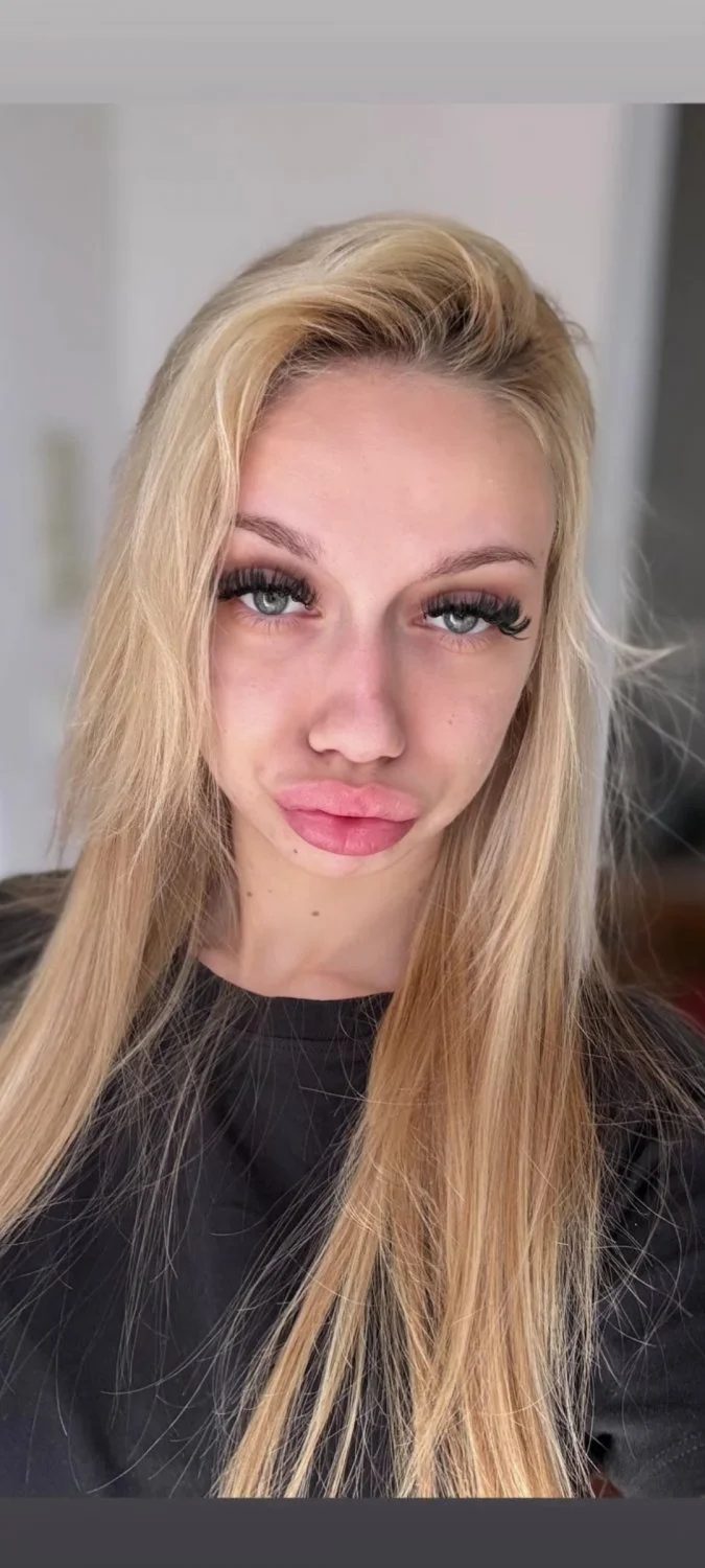 Whore main image