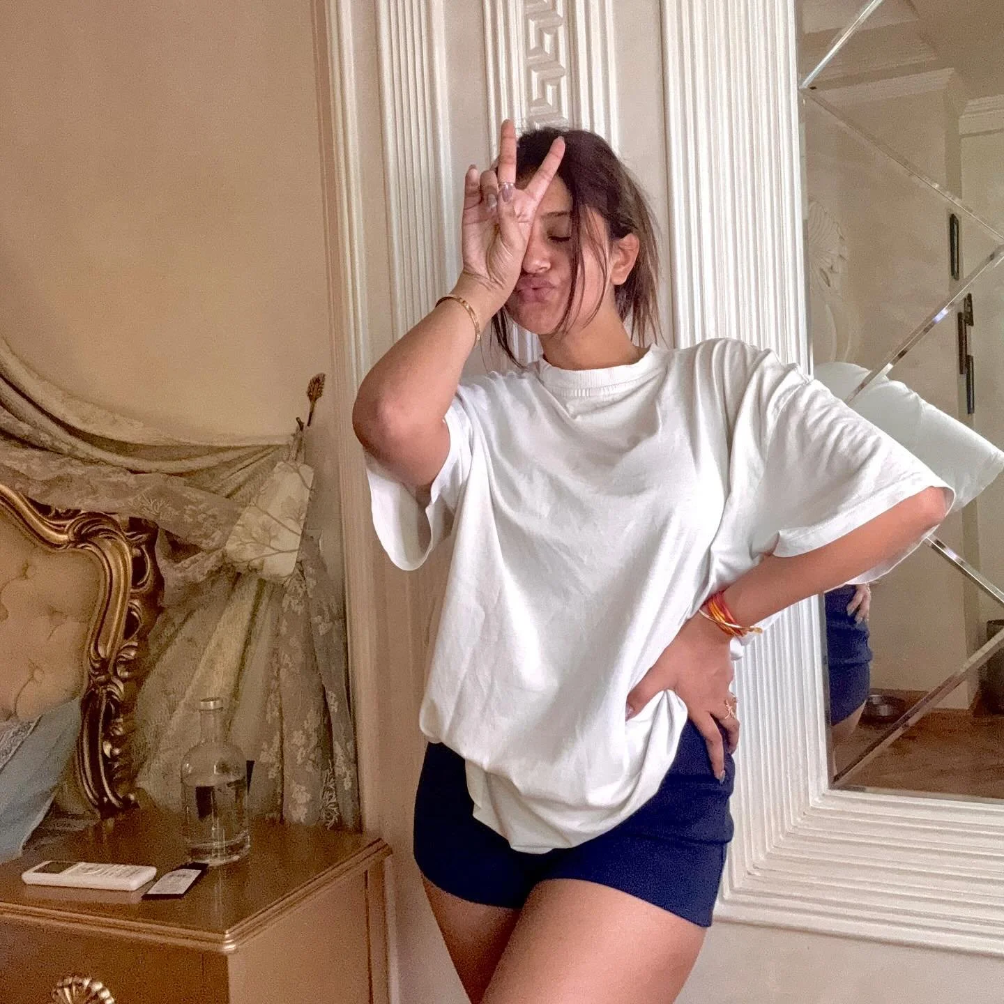 Anjali Arora ‘Da Kaccha Badam’ Scandal (Reloaded) +bold photos & reels collection image 48