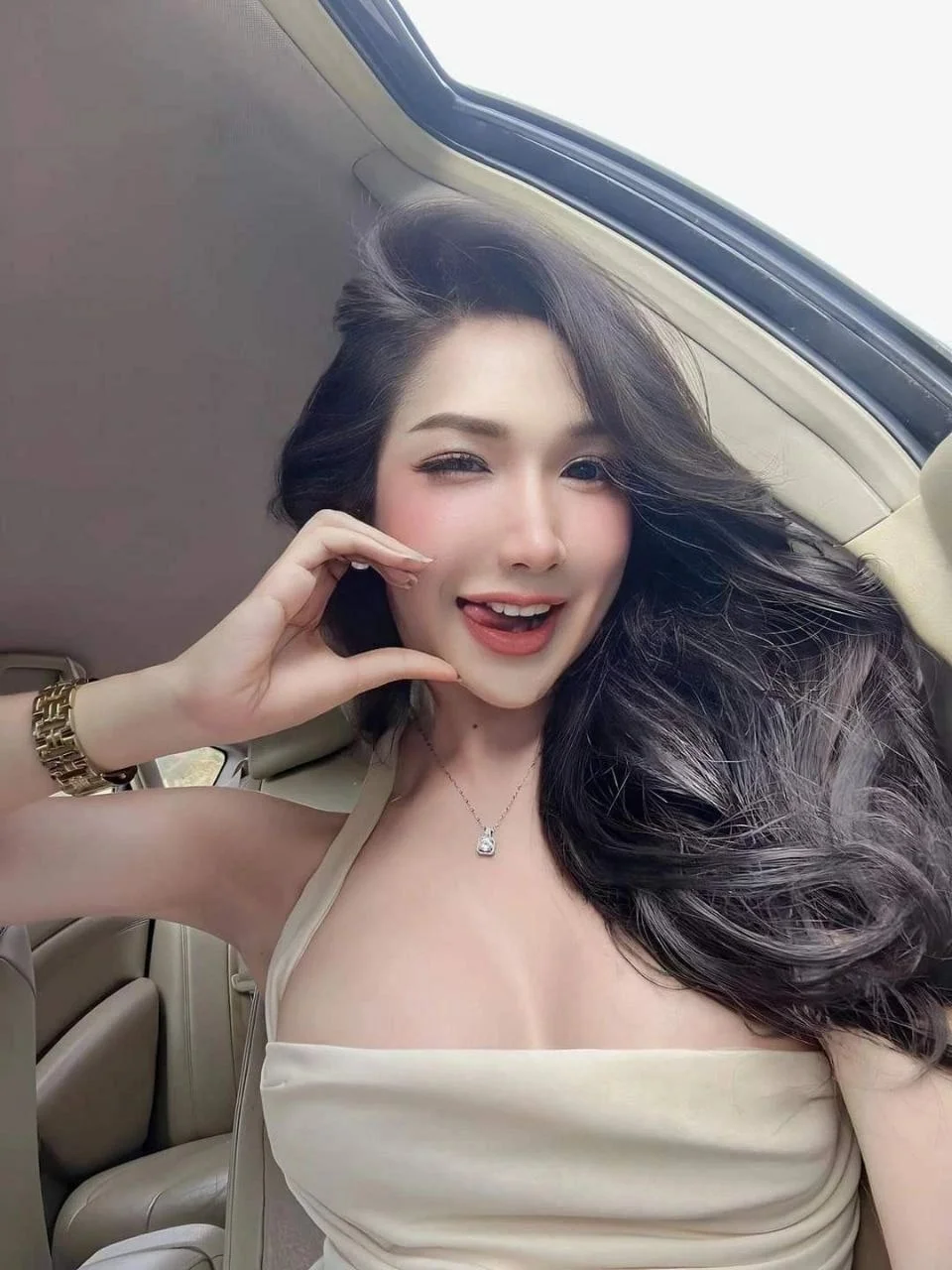 Japa gata 🤩 image 2