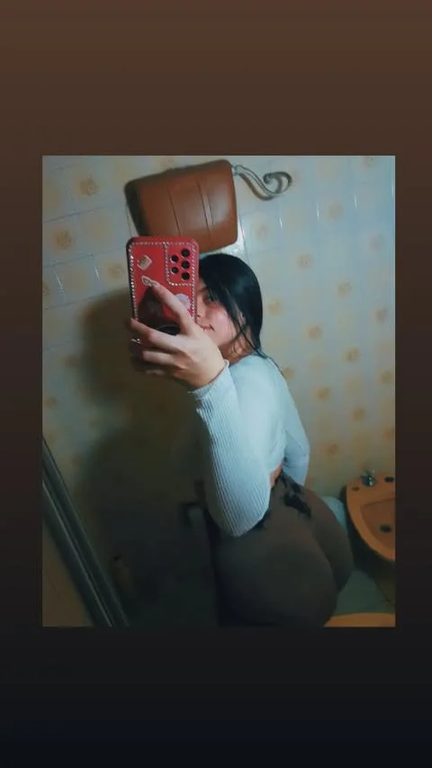 paraguaya tevila sofimartinez_98 image 2