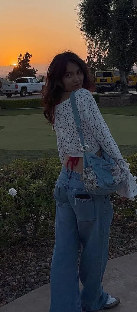 Latina Teen Bop Allie image 3