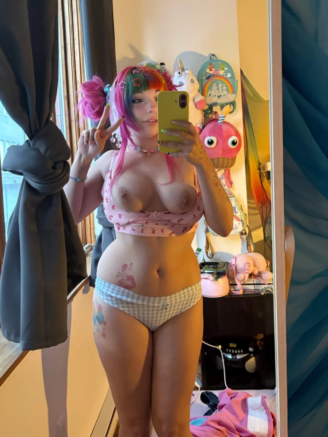 Otaku ditzy image 8