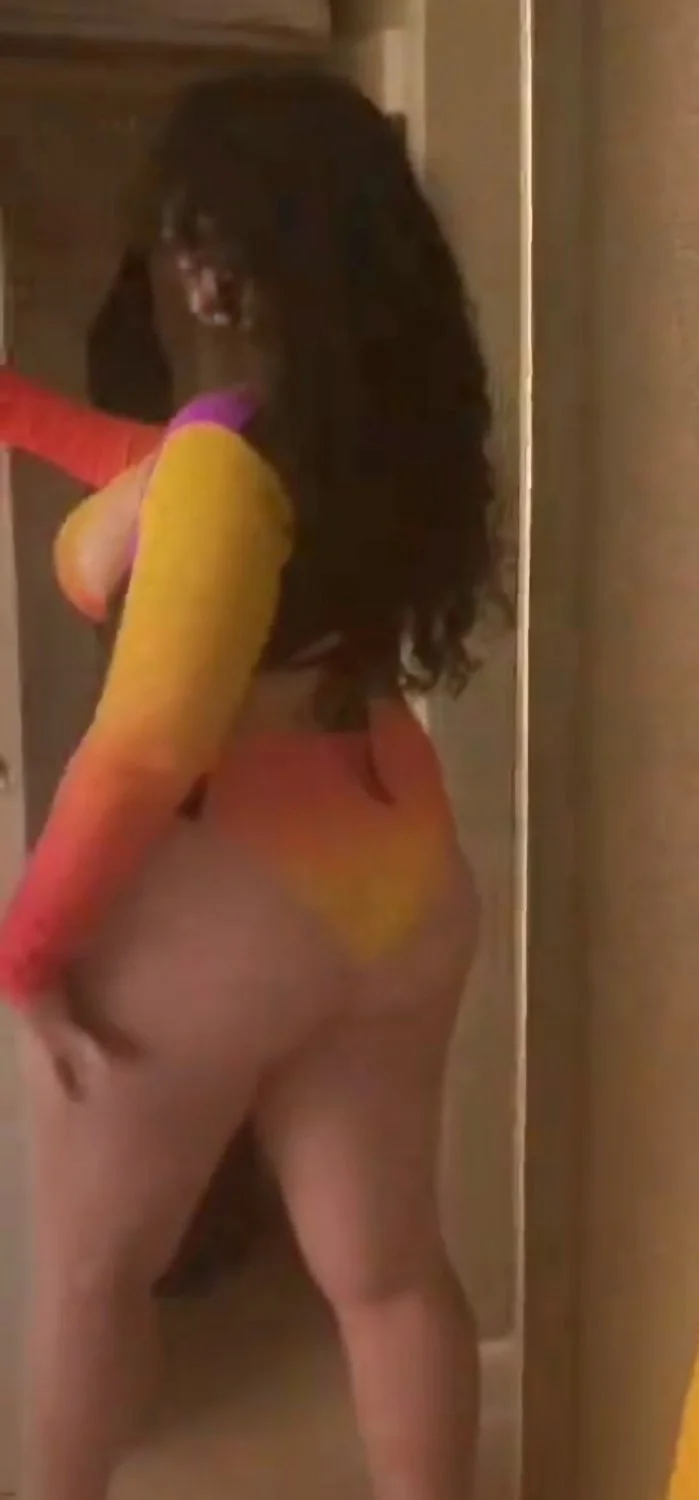 Anyone have kokuren929 big ass tits image 8