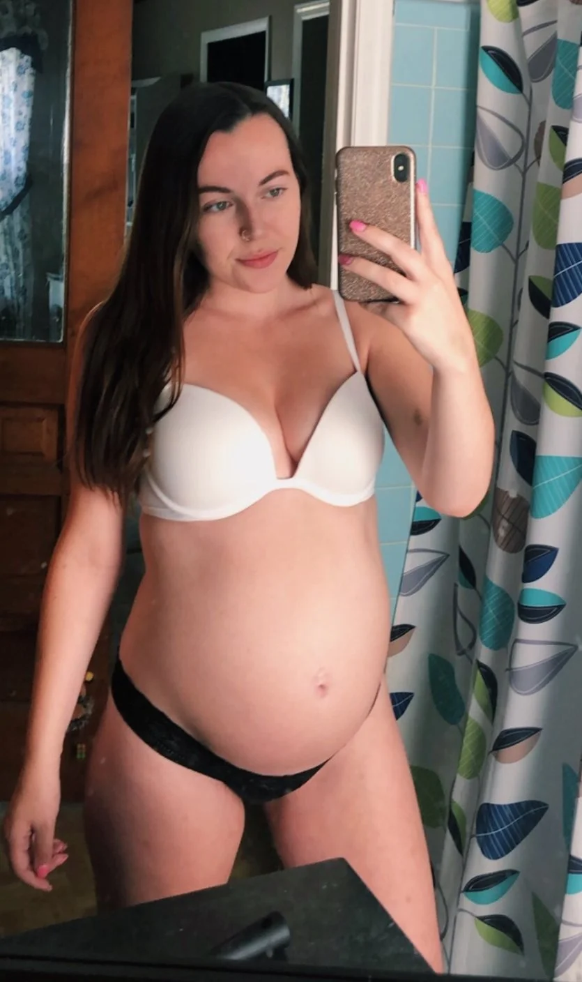 IRL Milf Taylor image 3