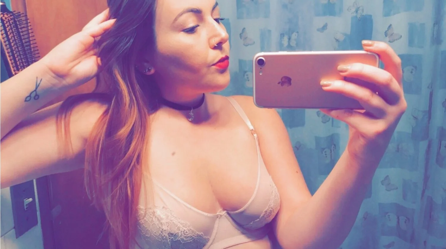 IRL Milf Taylor image 5