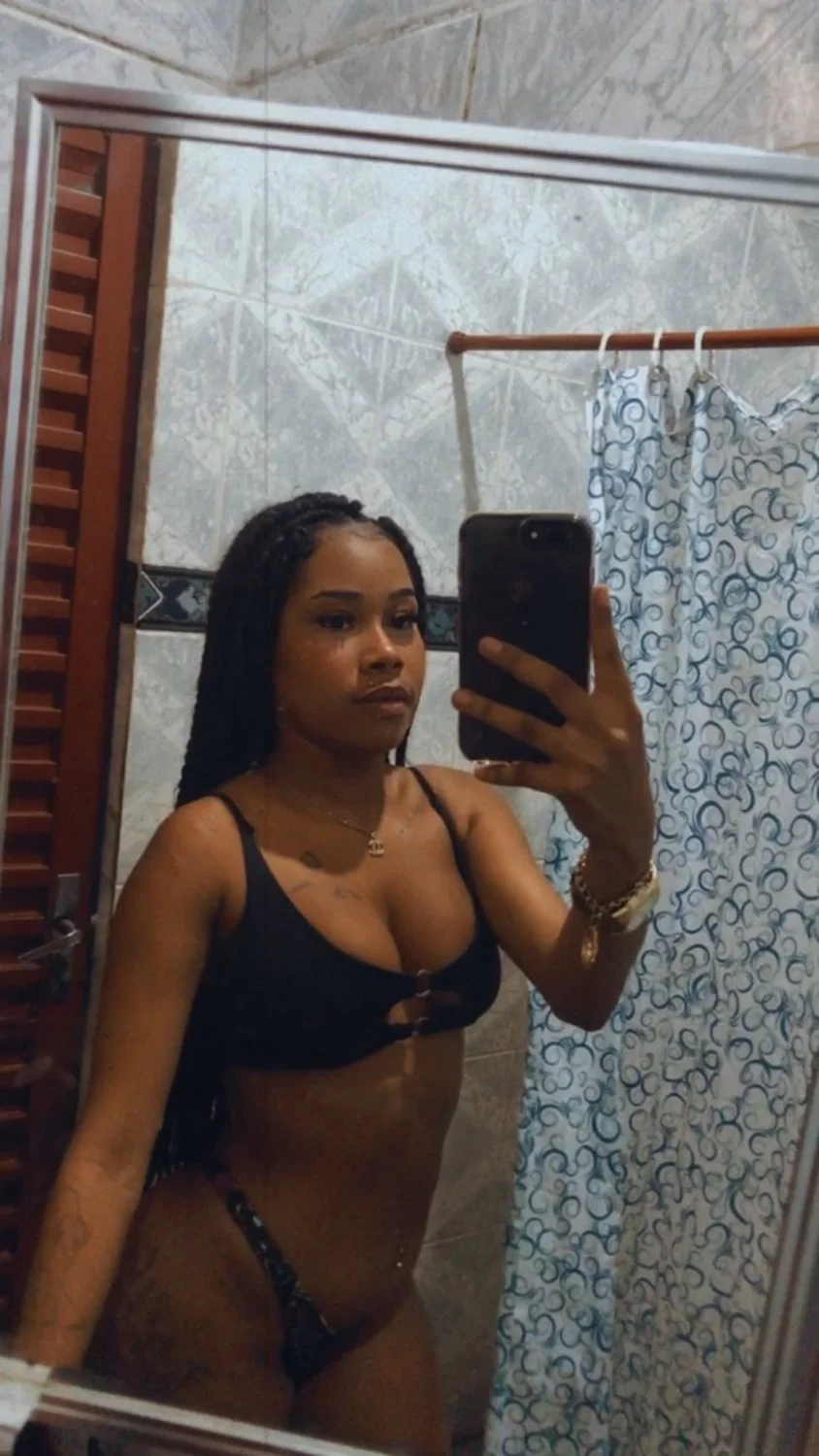 Preta cria image 10