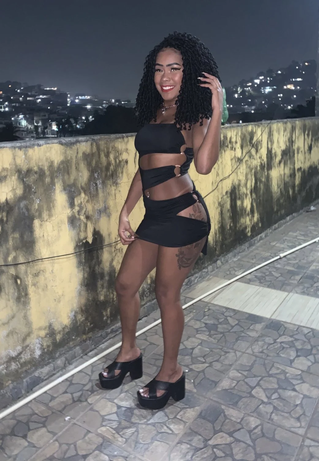 Preta cria image 19