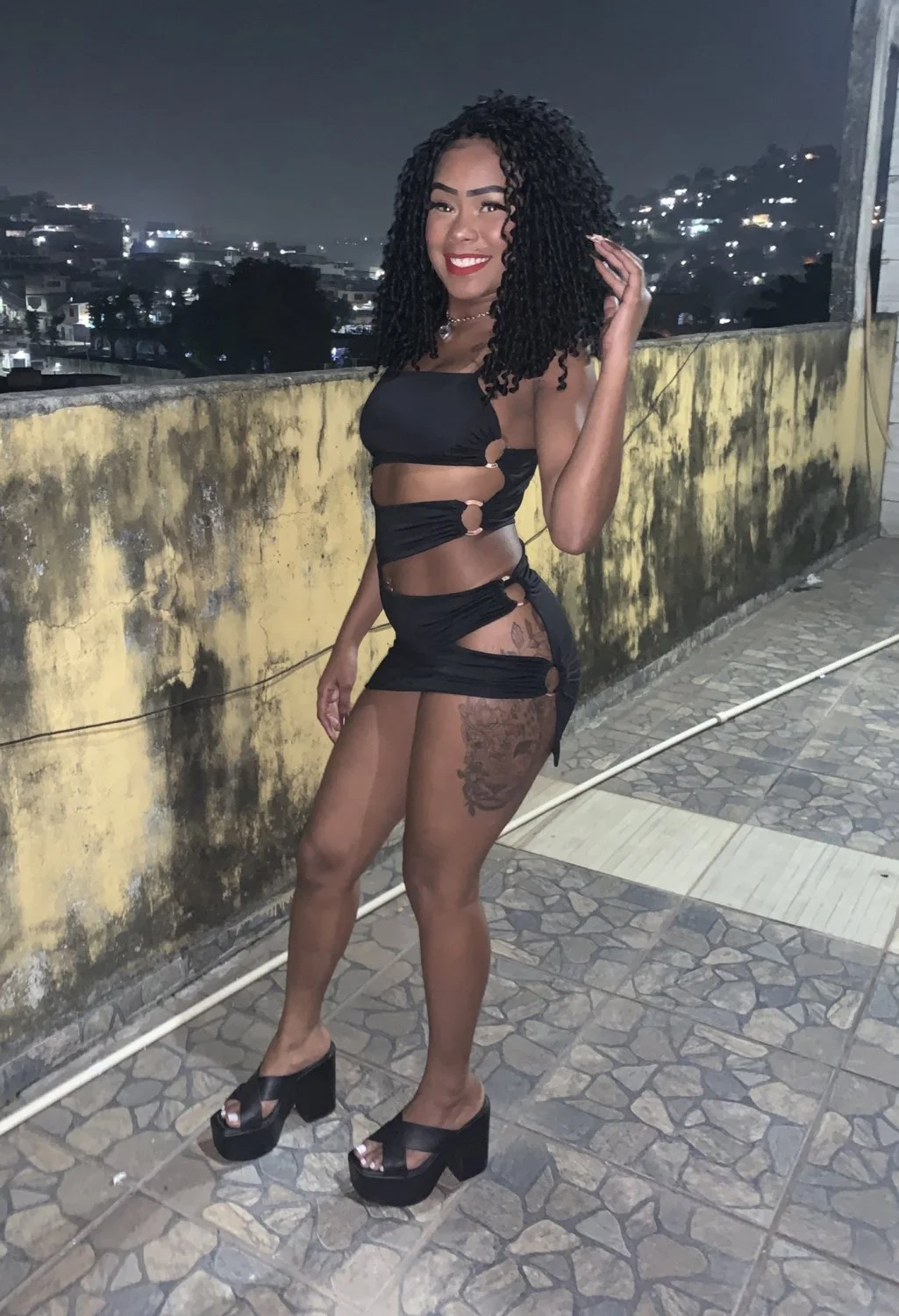 Preta cria image 22