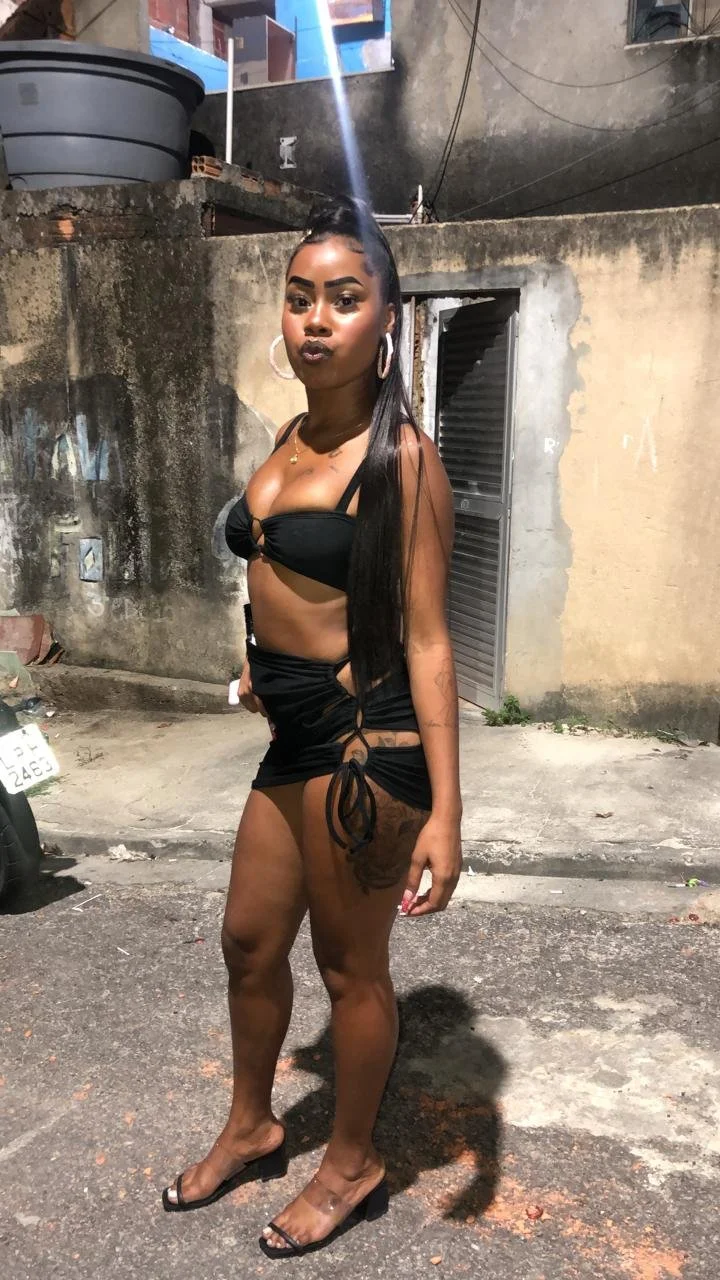 Preta cria image 3