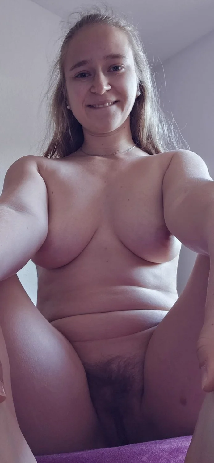 Claudia image 4