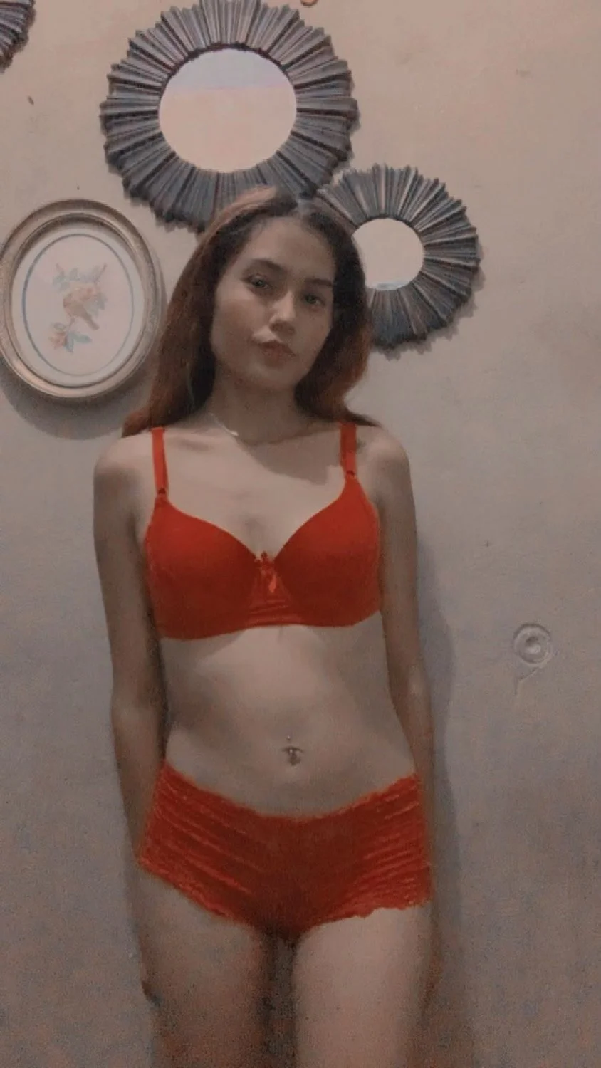La muy putita de Lesli Michel, le encanta mostrarse en lencería y enseñar sus ricas tetas 😏🤭 image 13