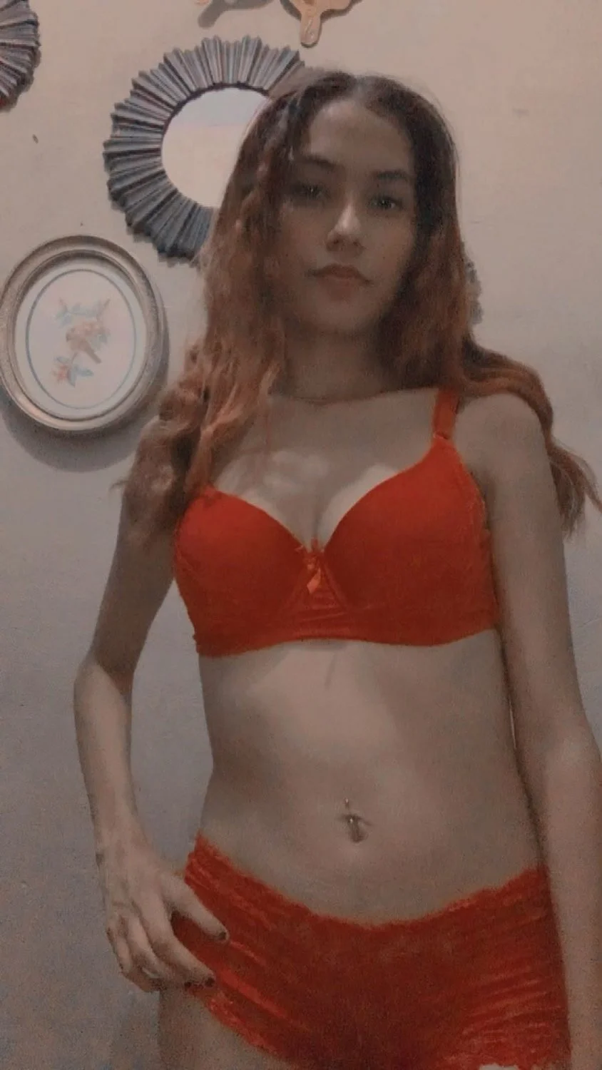 La muy putita de Lesli Michel, le encanta mostrarse en lencería y enseñar sus ricas tetas 😏🤭 image 14