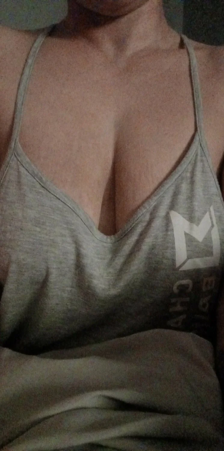 40 yo white slut owned by BBC BULL image 3