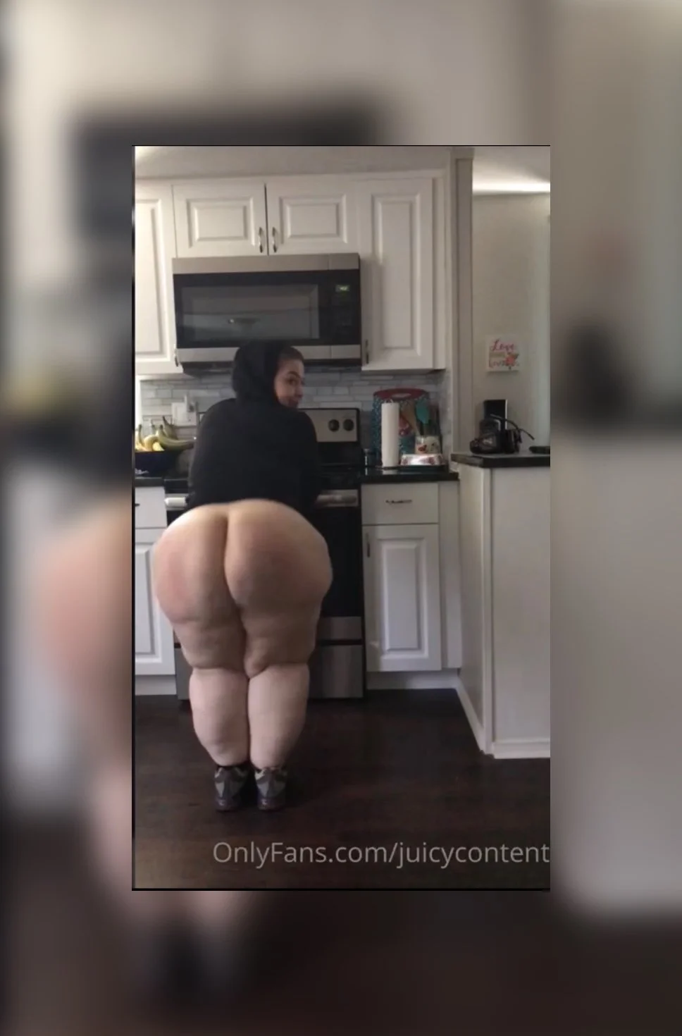 Huge Fat Azz BBW Pawg Clapping main image