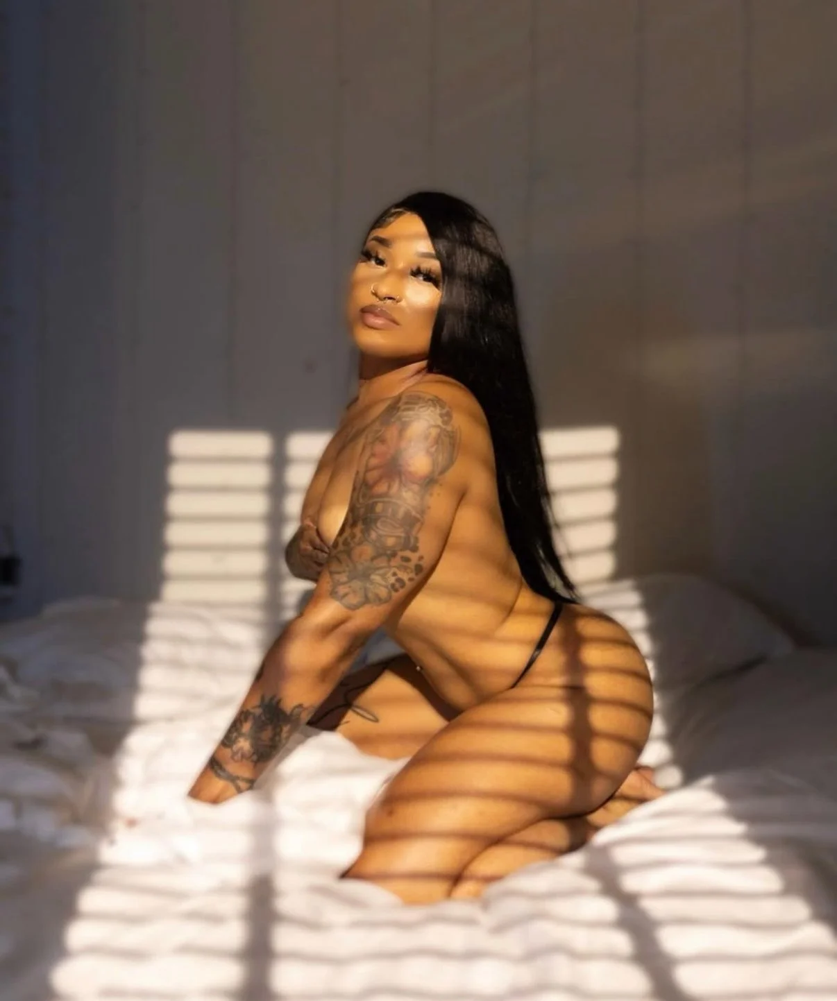 Ebony image 2