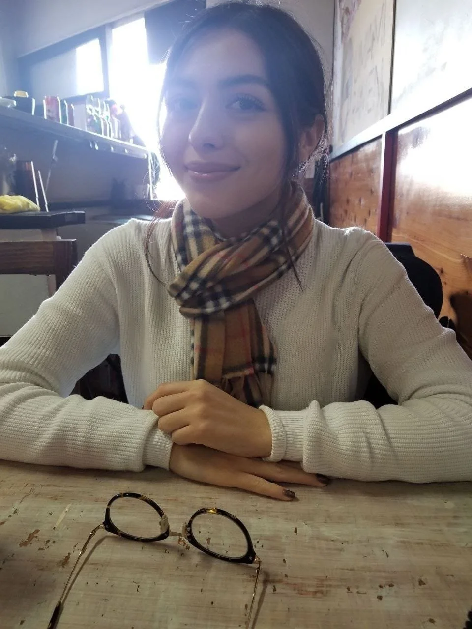 Vianey doctora putita enseñando la cola image 1