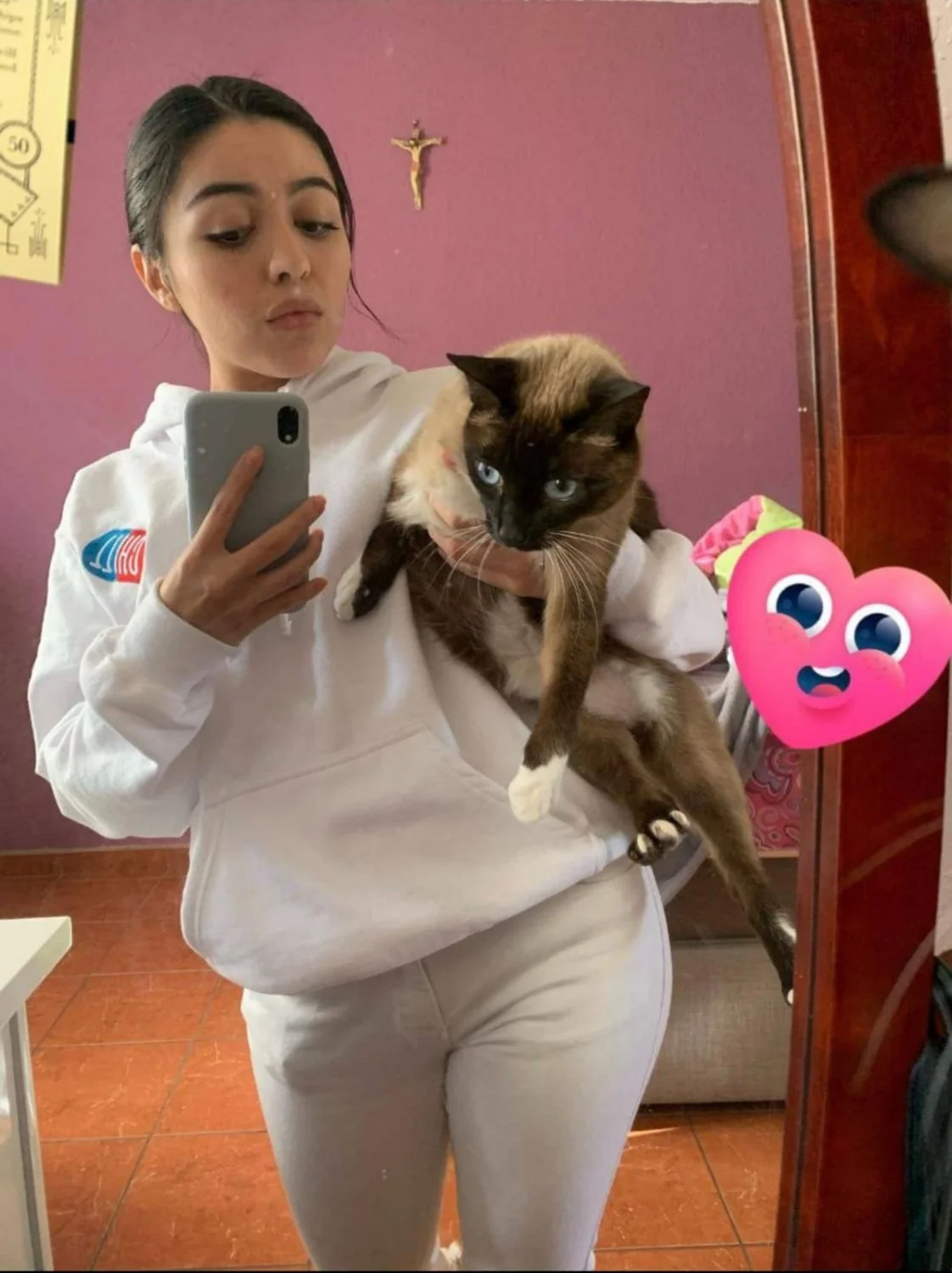 Vianey doctora putita enseñando la cola image 6
