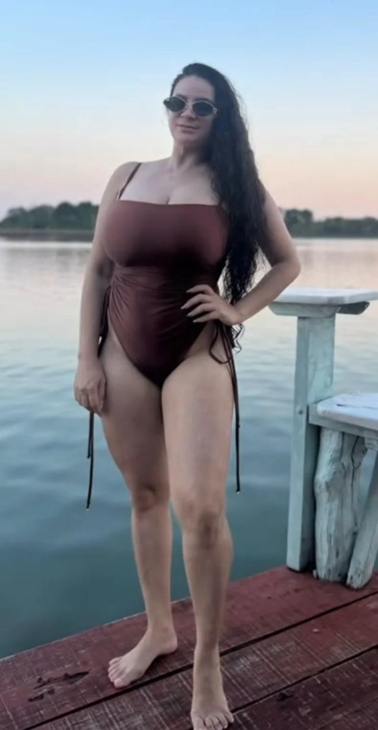 Honradinha peituda 😈 image 22