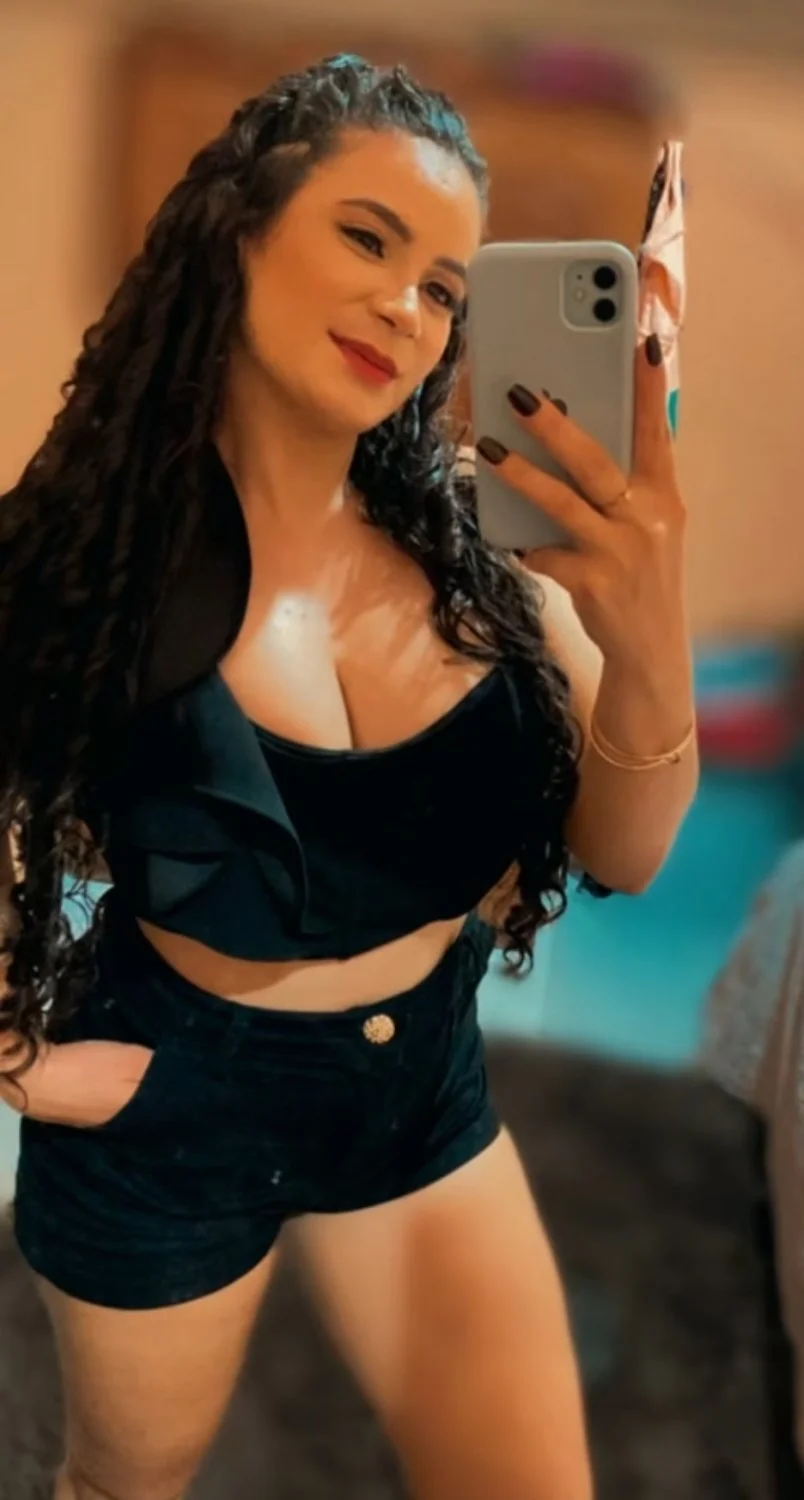 Honradinha peituda 😈 image 3