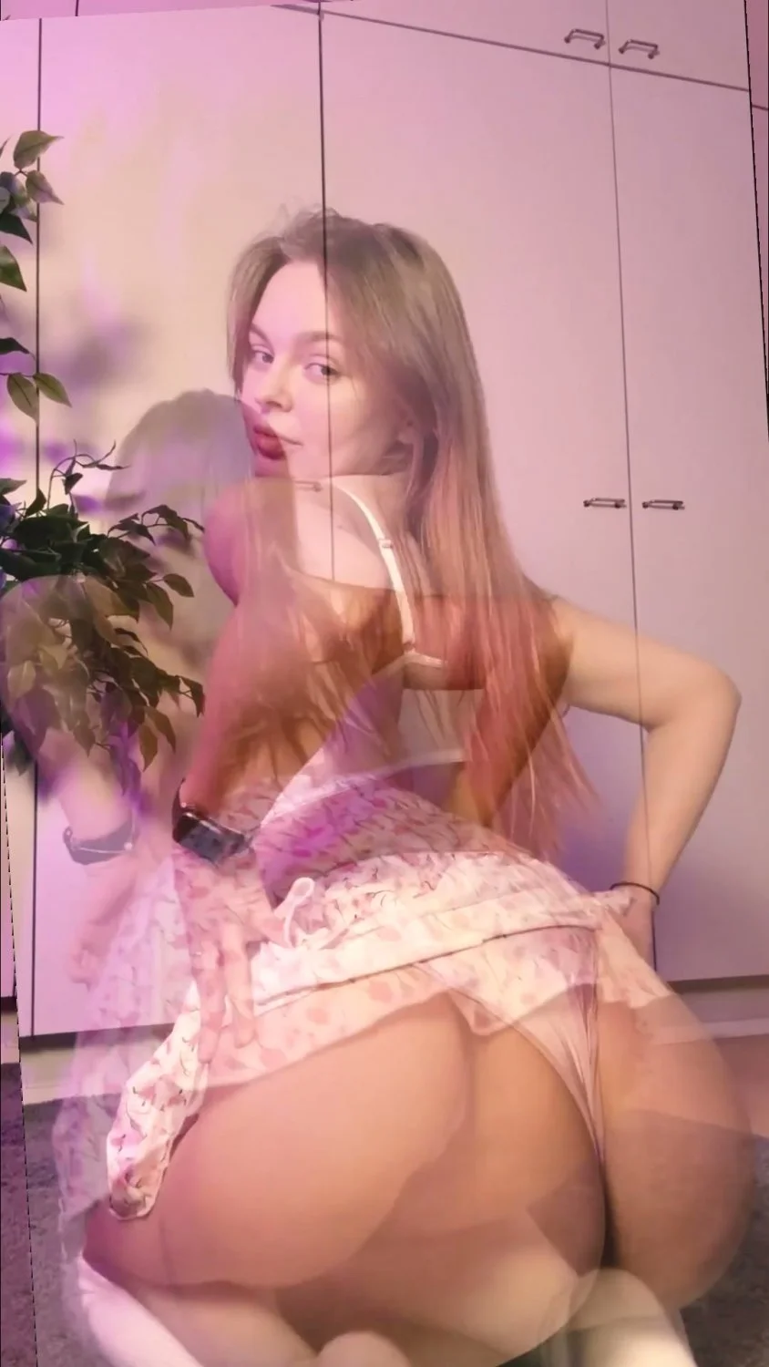 🔞 dripping huge tits pussy stripping naked horny nude slut 🫦💦 My OF image 4