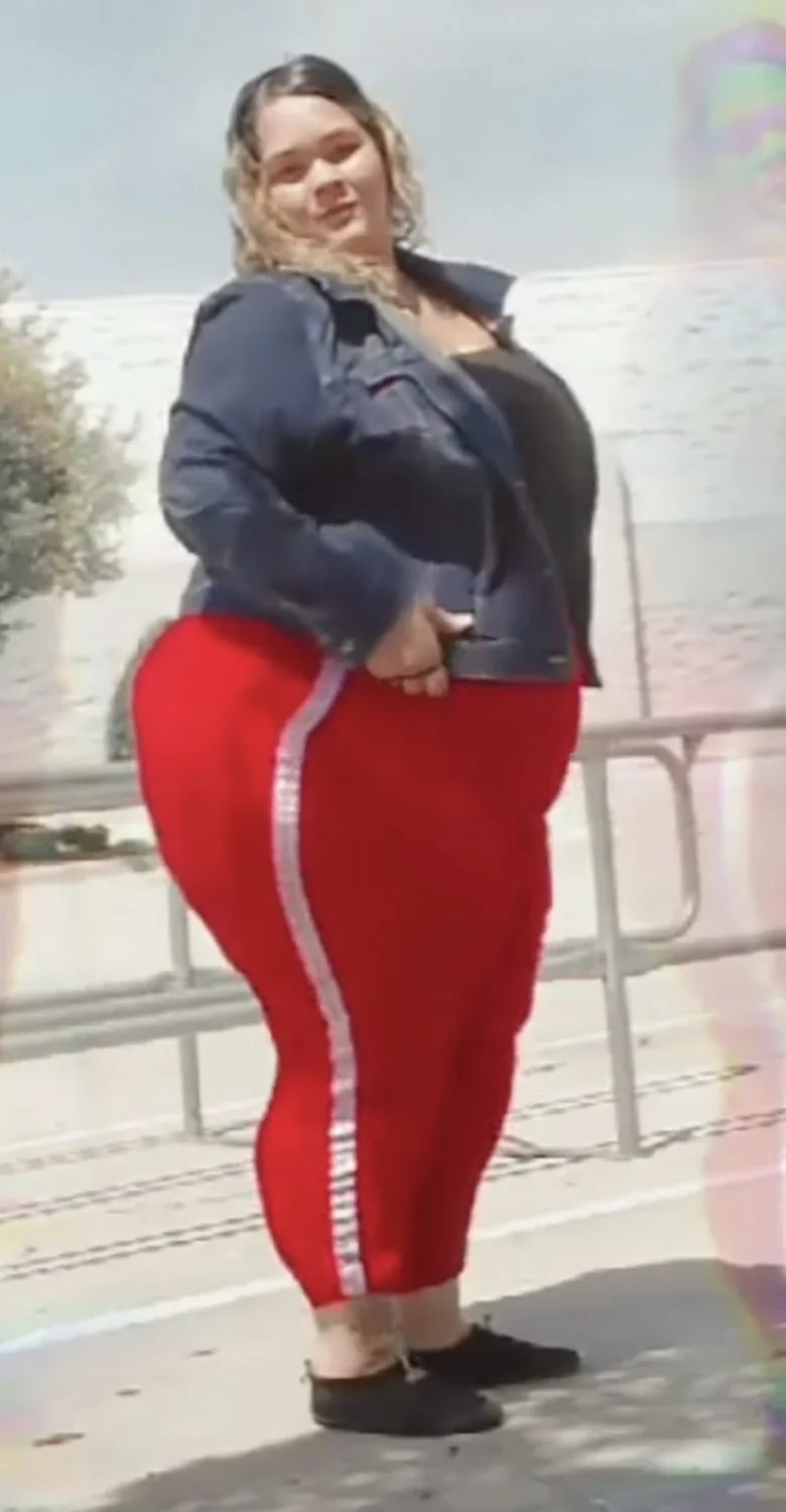 Old Rare Pics Of Raracinnamon Fat Ass (Cinnamon Bentley) image 5
