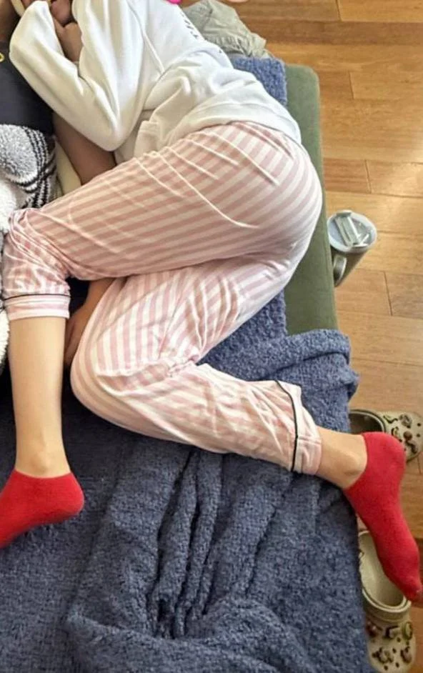 El novio cornudito de esta putita me la entrego para exhibirla como la puta que es (1) image 23