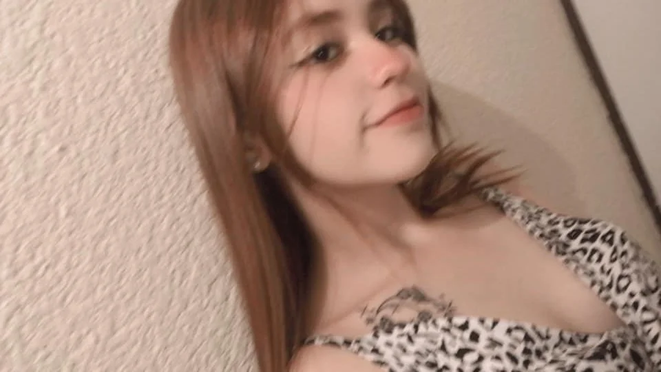 la rica putita de cassandra expuesta image 3