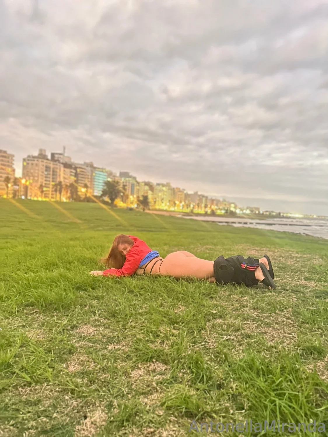 latina with a 40 + inch ass part. 5 image 29