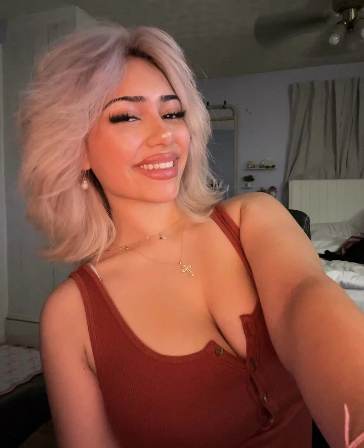 Hannah image 4