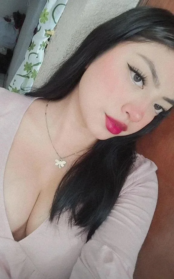 La putita sexy de Pao image 8