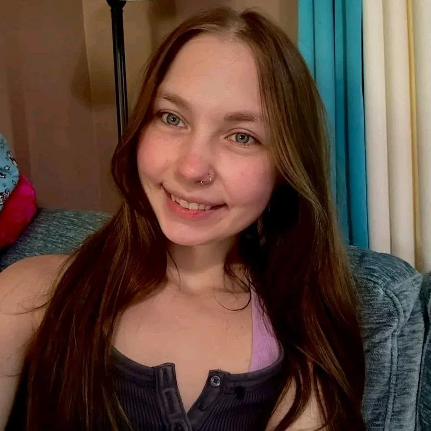 Submission 216: Users Slutty TikTok Friend image 1
