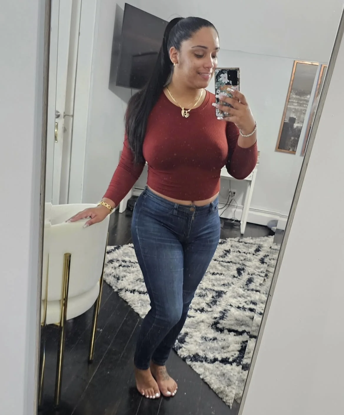 Sexy Latina Milf image 2