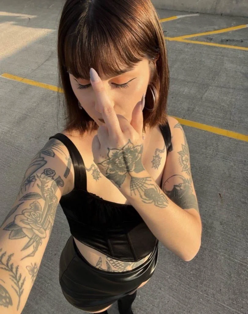 25 year old alt amateur babe from ohio image 21