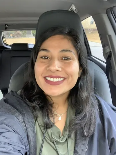 These older Latinas 🤤 cover image