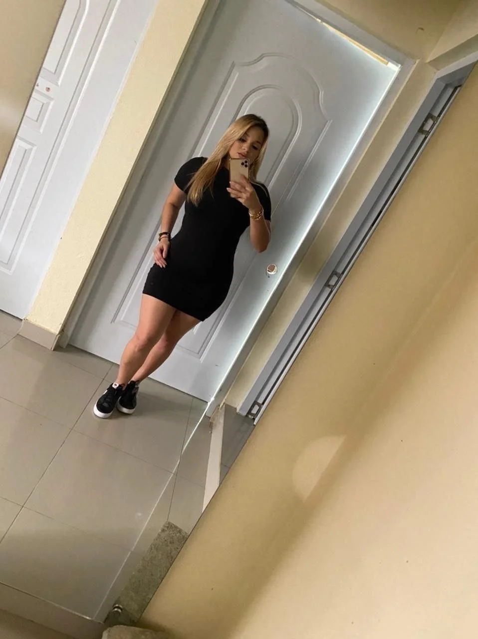 cuck's slutty cousin image 6