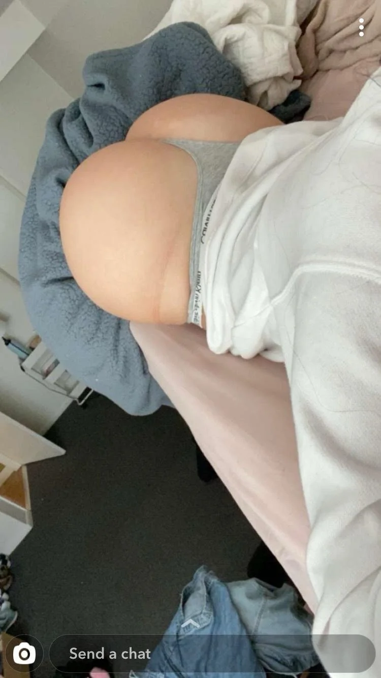Leaked amateur PAWG with big tits image 14