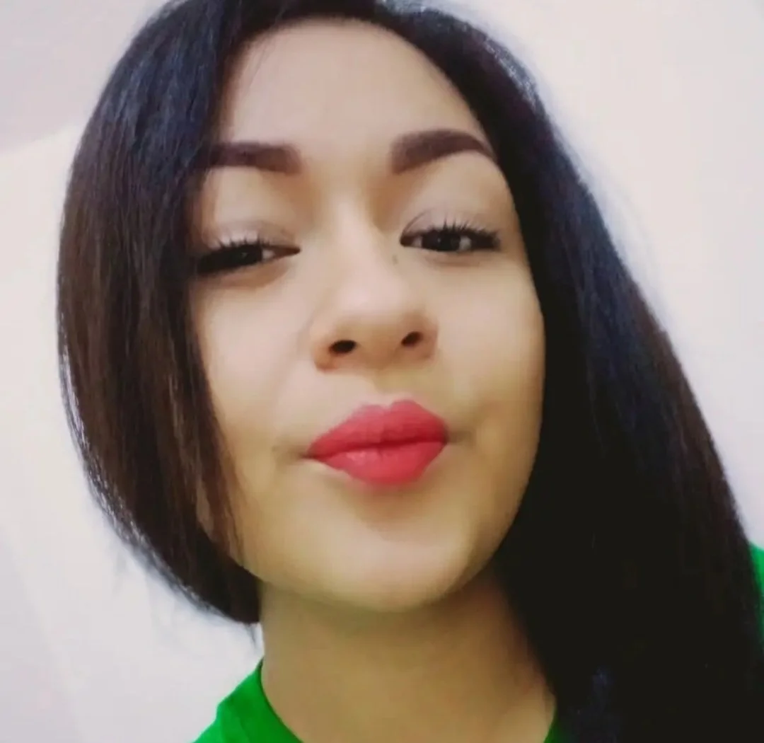 Ex cuñada de ricas tetas image 7