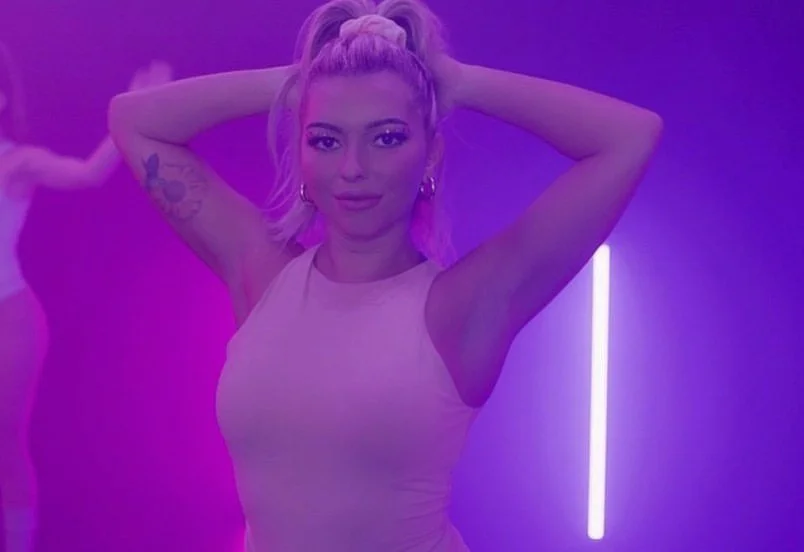 SoCal Petite funsize blonde Snowbunny Rae is a baddie who deserves cum image 17