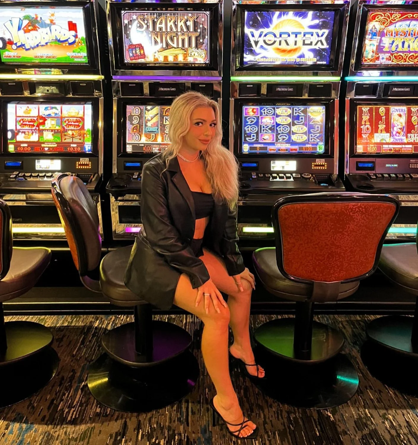 SoCal Petite funsize blonde Snowbunny Rae is a baddie who deserves cum image 50