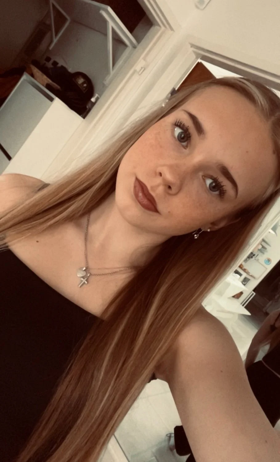 Barely legal blonde teen Felicia image 5