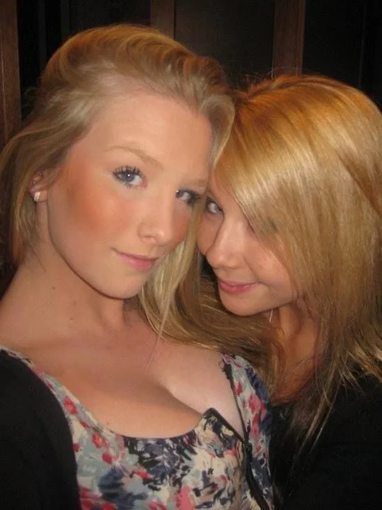 Whitney the Aussie Slut Exposed image 9