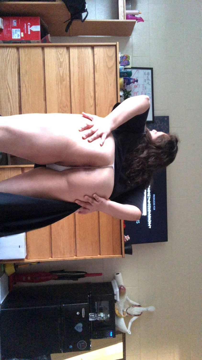 Latina gf foot slut image 13