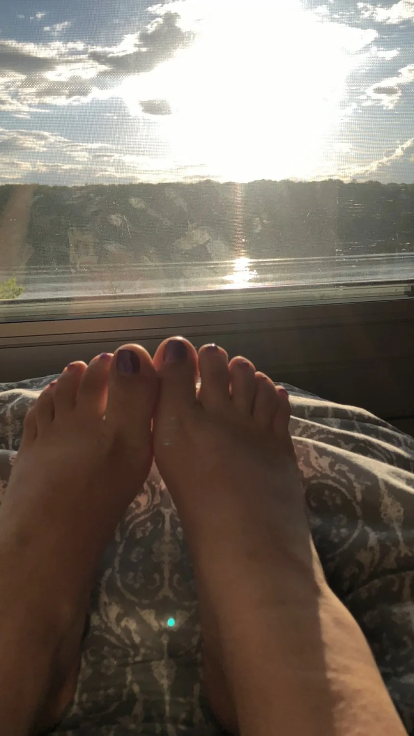 Latina gf foot slut image 9