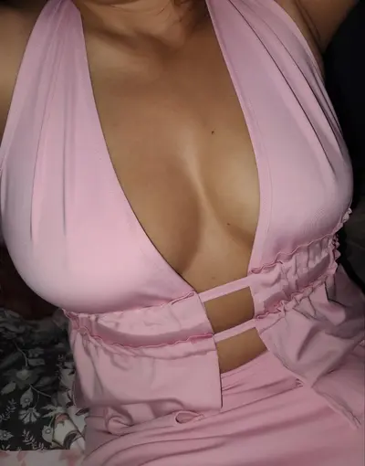 Sin bra, se me marcaba el pezón 😛 cover image