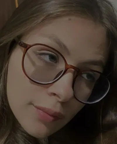 Botou a namoradinha nerd pra mamar gravou tudo e soltou na net cover image
