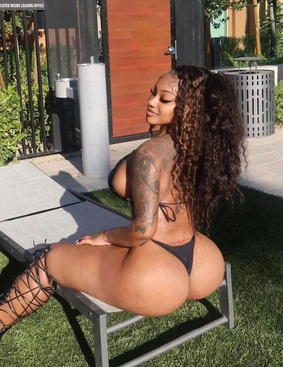 Thick Booty Latina Ebony Redbone Chicks image 5