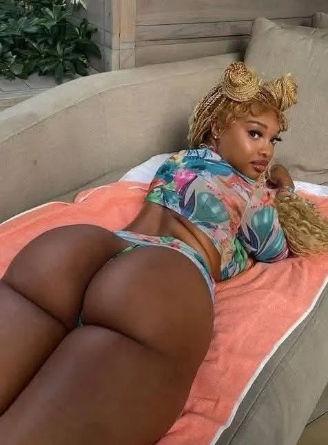 Thick Booty Latina Ebony Redbone Chicks image 6