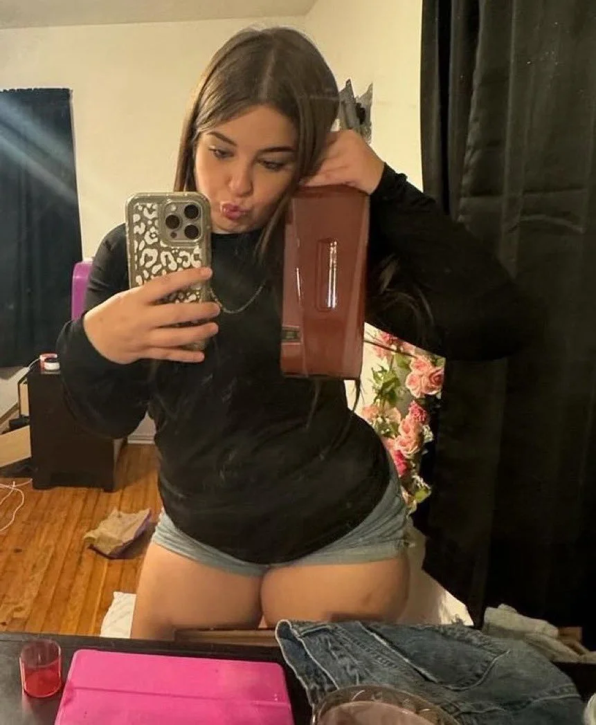 Thick Lil 19 yo College Student I Used To Talk On Snap With image 2