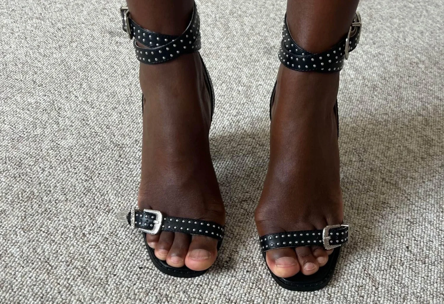 Black juicy Feet in black High Heels 👠 🦶🏼 image 1